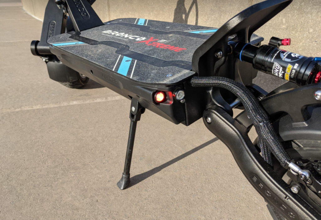 Bronco-Xtreme-11-Sport-Kickstand-1024x702