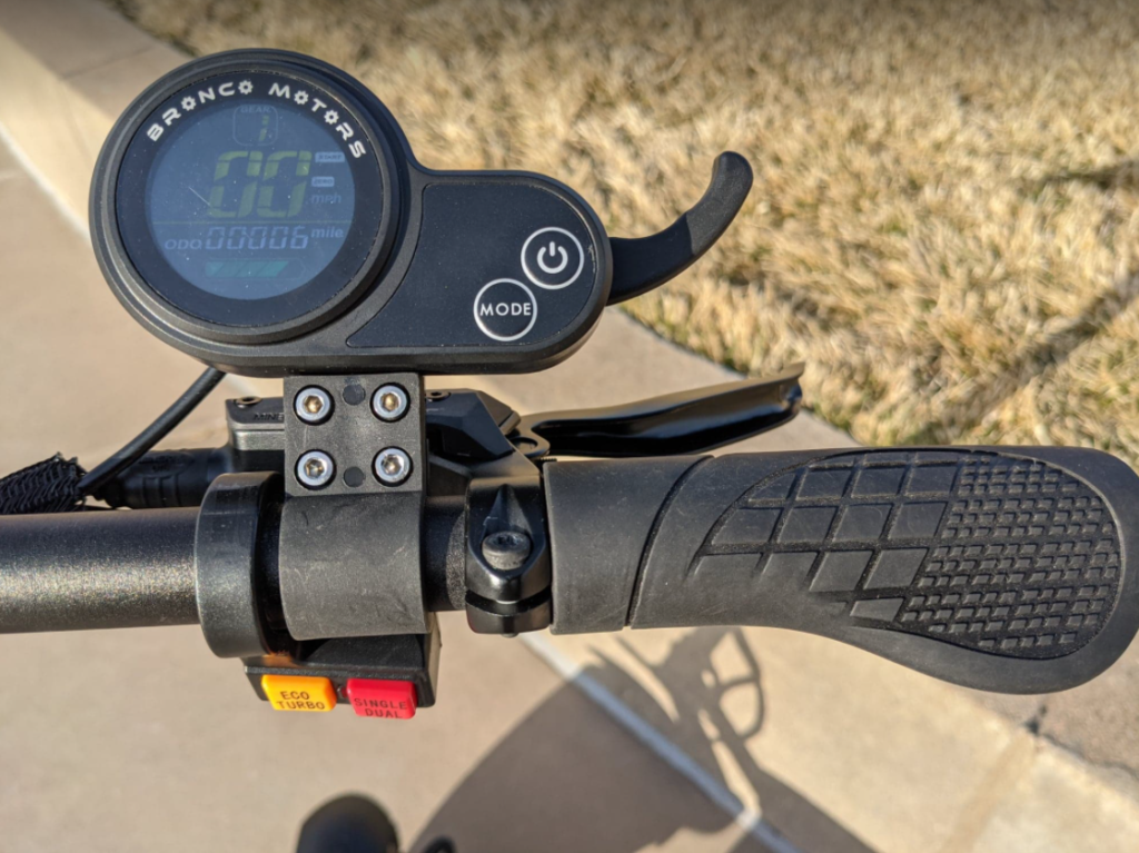 Bronco-Xtreme-11-Sport-QS-S4-Display-1024x767