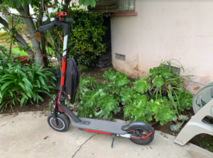 Austins-Xiaomi-M365-300x223