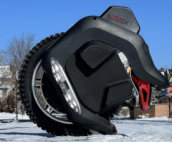 The Begode Hero EUC Review: Can this Forgotten Wheel Make a Comeback?