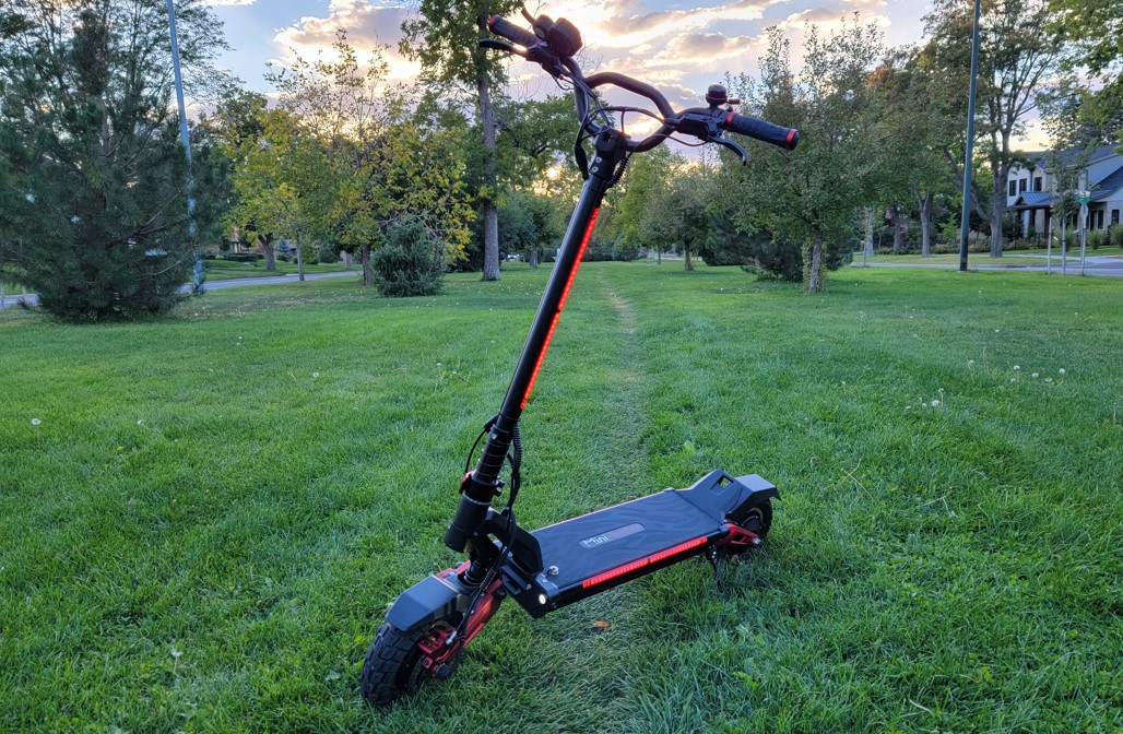 The New Miniwalker Tiger 10 Pro Has a Familiar Feel: Electric Scooter Review