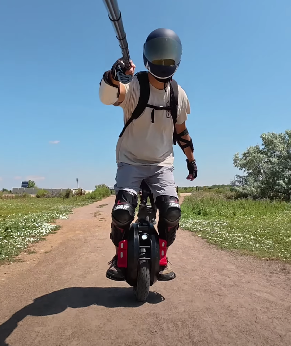 A Review of the Begode C8 Electric Unicycle 7 Screenshot 2025 08 05 084028