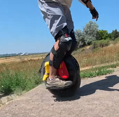 A Review of the Begode C8 Electric Unicycle 11 Screenshot 2025 08 05 084531