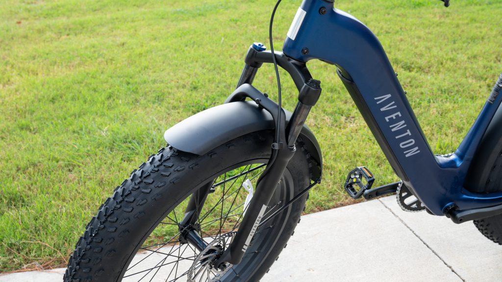 Aventon Aventure 3 Review: Tech upgrades, real power, and smarter security in a stylish fat-tire cruiser. 4 aventon aventure 3 suspension