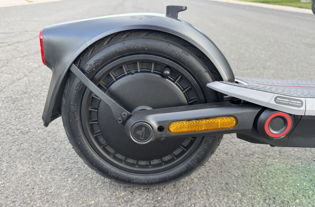 SEGWAY NINEBOT E3 400 WATT MOTOR WITH PEAK OUTPUT OF 800 WATTS